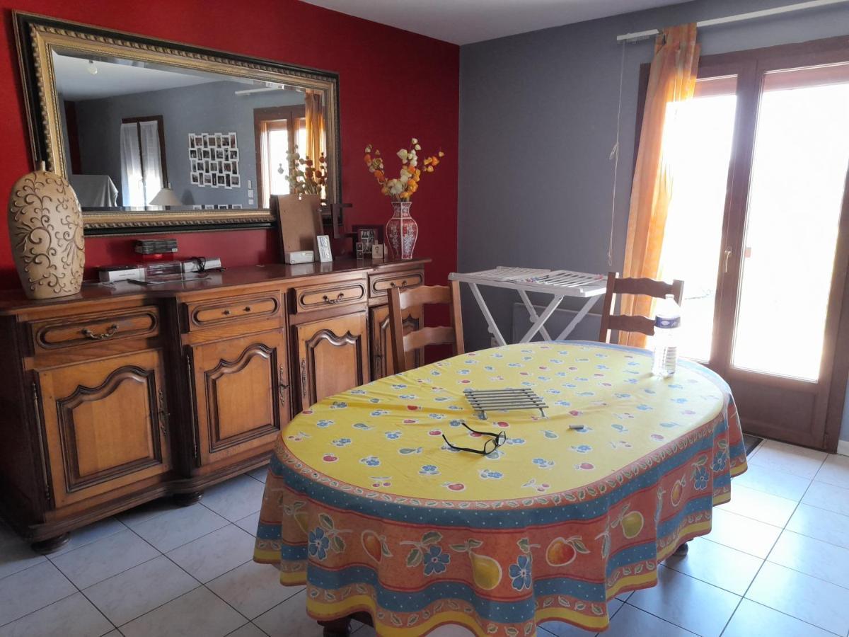 La Belle Maisonette Montmorillon Exterior foto